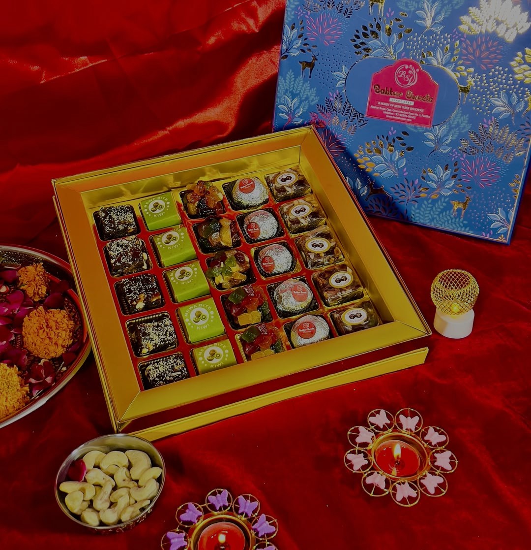 Assorted heaven delight for bite box Starting From 800rs